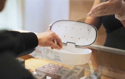 珠宝零售商可使用新型无损消毒装置